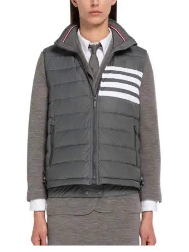 Women's Poly Twill 4 Bar Funnel Neck Down Padded Vest Medium Grey - THOM BROWNE - BALAAN 2