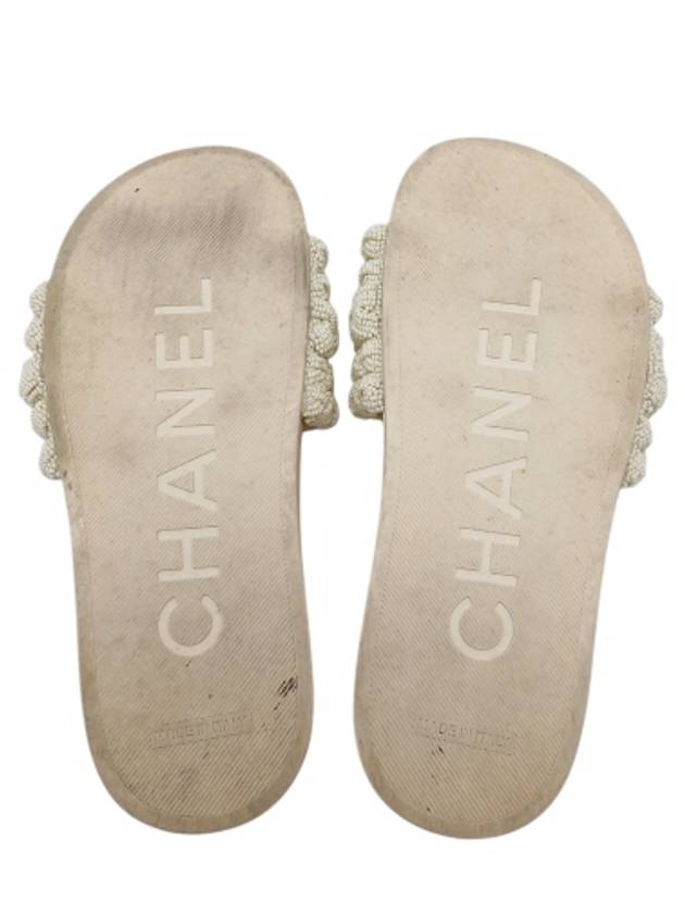 G35696 Ivory Mule Slides - CHANEL - BALAAN 8