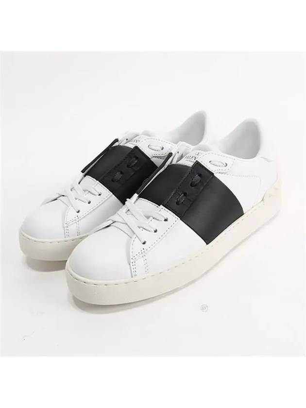 Hidden Strap Rockstud Low Top Sneakers White Black - VALENTINO - BALAAN 5