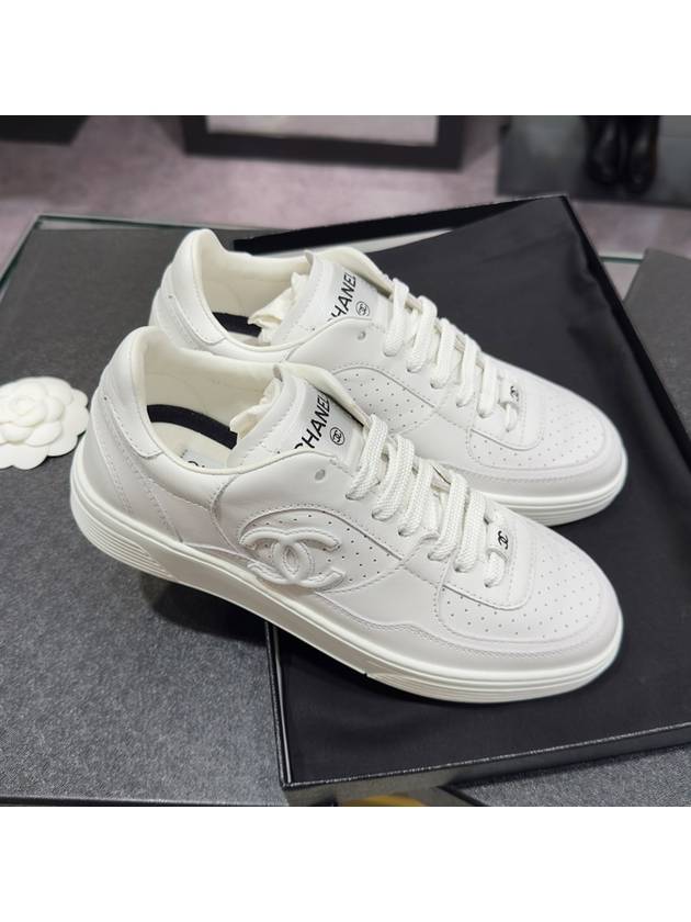 CC Logo Force Low Top Sneakers White - CHANEL - BALAAN 4