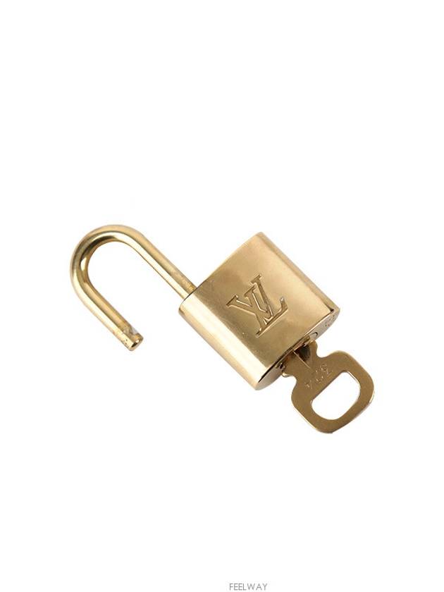 women key holder - LOUIS VUITTON - BALAAN 8