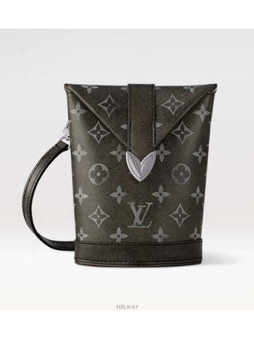 M12074 Envelope Pouch Bag - LOUIS VUITTON - BALAAN 1