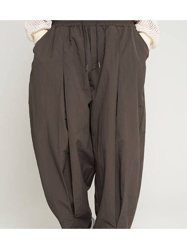 Front slit balloon wide banding pants charcoal - TENER - BALAAN 1