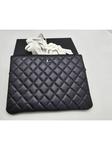 Lambskin Classic Clutch All Black A82545 B1363994305 - CHANEL - BALAAN 1