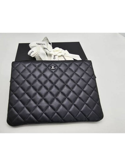 Lambskin Classic Clutch Bag All Black - CHANEL - BALAAN 2