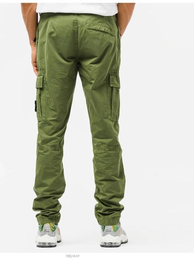 Men's Wappen Patch Slim Cargo Straight Pants Khaki - STONE ISLAND - BALAAN 3