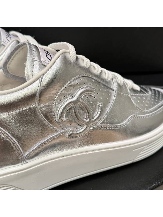 Men's Sneakers Silver Force CC Logo - CHANEL - BALAAN 7