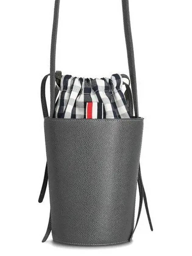 Women’s Gingham Pebble Grain Mini Bucket Bag Dark Grey - THOM BROWNE - BALAAN 2