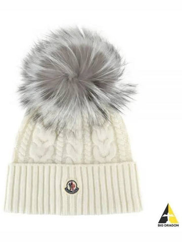 Logo Patch Fox Fur Foam Beanie Black Ivory 9Z70301 A9328 - MONCLER - BALAAN 1