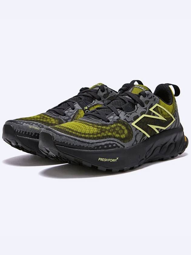 Men s Sneakers Yellow MTHIERY8 - NEW BALANCE - BALAAN 1