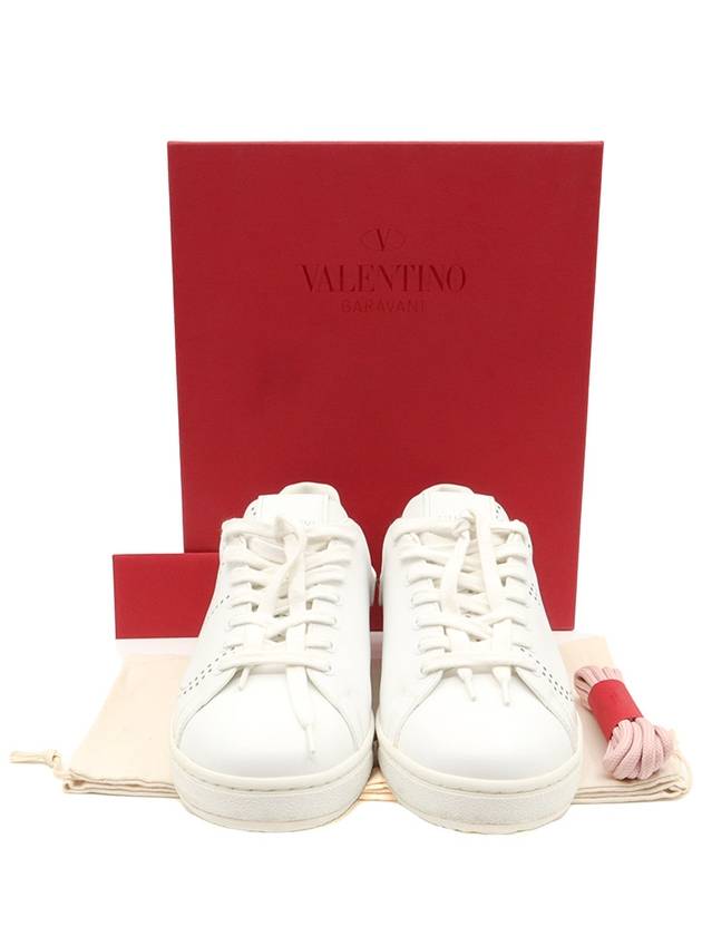 Women s Valentino TW2S0M20 White Calfskin V Logo Punching Rockstud Backnet Sneakers 39 5 gt Gangbuk used luxury goods - VALENTINO - BALAAN 3