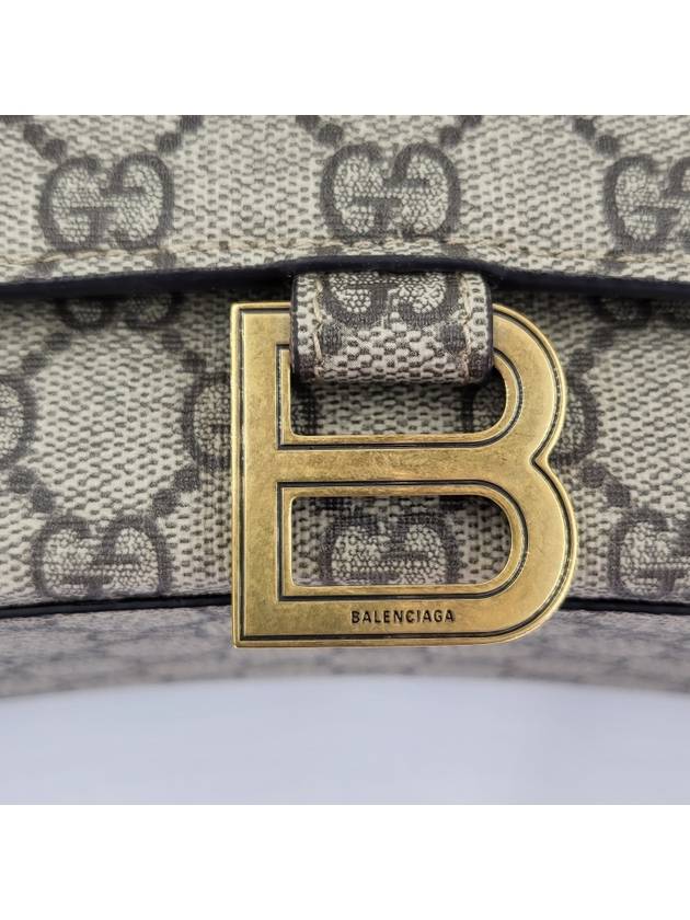 Women x Balenciaga Hacker Project Hourglass Top Handle Bag 3998 - GUCCI - BALAAN 21