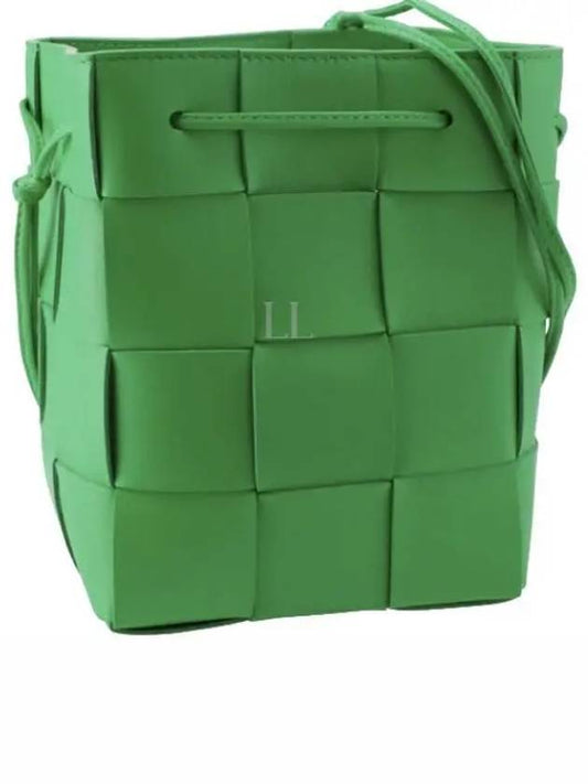 Intrecciato Cassette Small Bucket Bag Green - BOTTEGA VENETA - BALAAN 2