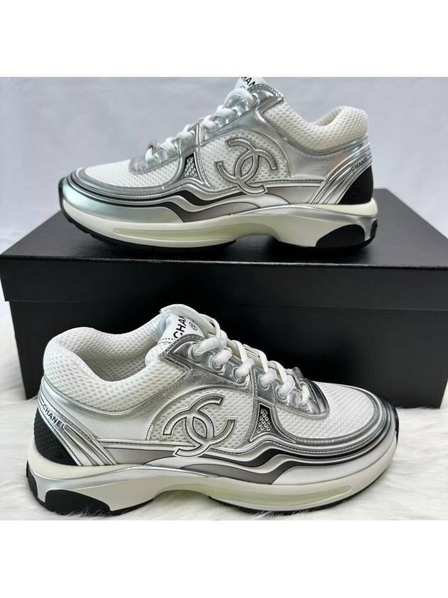 CC logo sneakers Shasix silver white - CHANEL - BALAAN 5