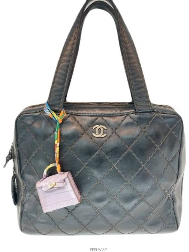 Wild Stitch Short Shoulder Bag No 6 - CHANEL - BALAAN 7