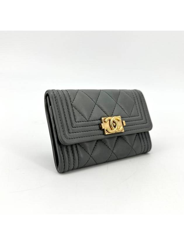 Lambskin boy flap card wallet - CHANEL - BALAAN 4