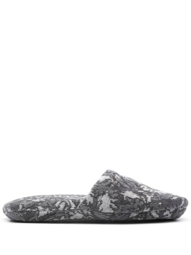 Jacquard Slippers ZSLB000091A08851 - VERSACE - BALAAN 1