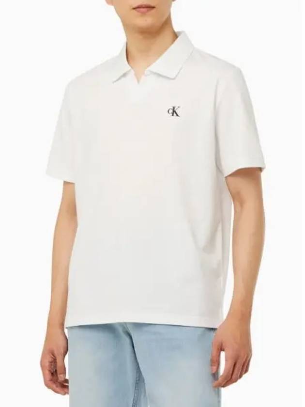 JEANS Men s White Relaxed Fit Pique Polo Short Sleeve T Shirt J326330 YAF - CALVIN KLEIN - BALAAN 1