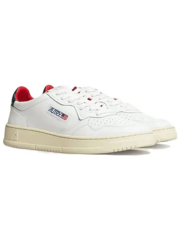 Men's Medalist Navy Red Tab Leather Low Top Sneakers White - AUTRY - BALAAN 4