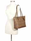 Ziptop Signature Women s Tote Bag Light Brown - COACH - BALAAN 3