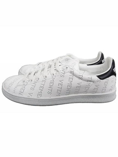 UAH19VT White Black Sneakers - VETEMENTS - BALAAN 1