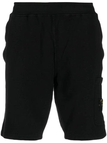 Men's OLD Treatment Logo Patch Cargo Bermuda Shorts Black - STONE ISLAND - BALAAN 1