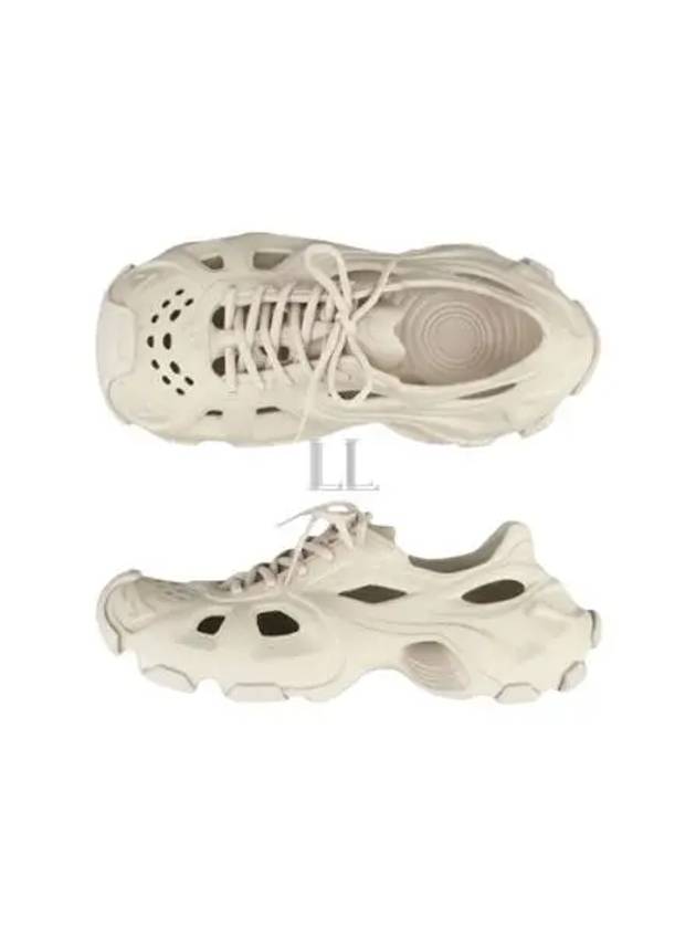 HD Rubber Sole Cut-Out Low Top Sneakers Beige - BALENCIAGA - BALAAN 2