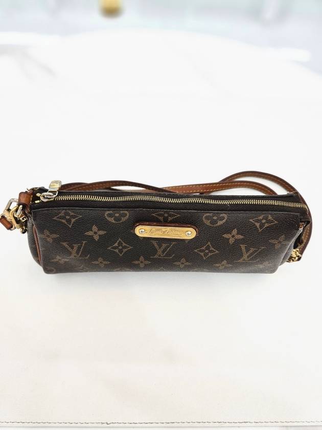 Monogram Eva Clutch Cross Bag M95567 - LOUIS VUITTON - BALAAN 3