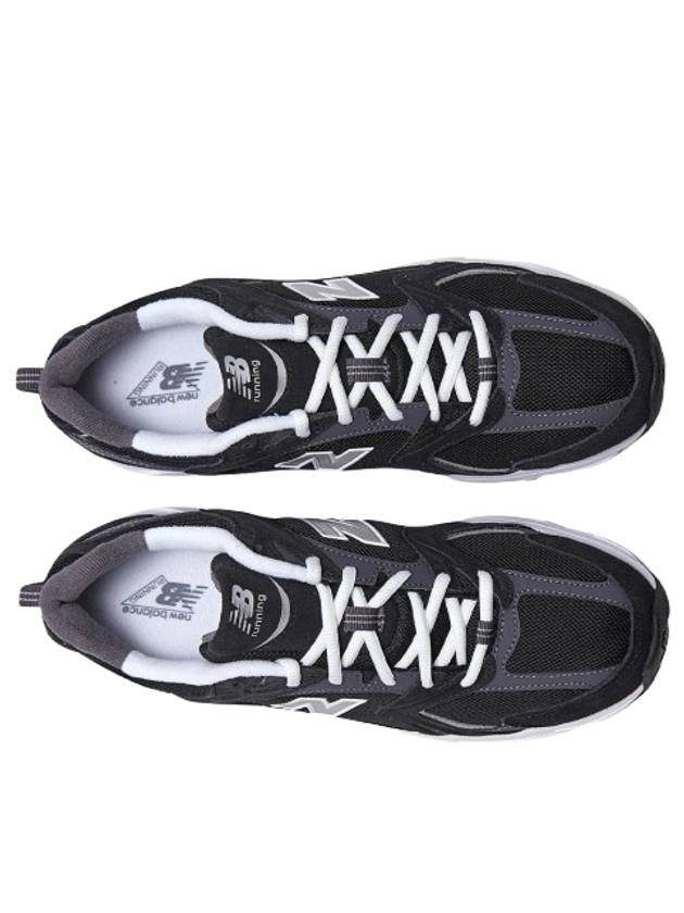 530 Classic Low Top Sneakers Black - NEW BALANCE - BALAAN 3