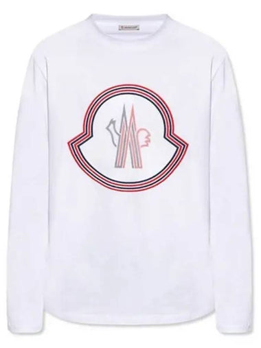 8D00005 8390T 001 Logo Patch Round Long Sleeve T Shirt White Men s TEO 270700 - MONCLER - BALAAN 1