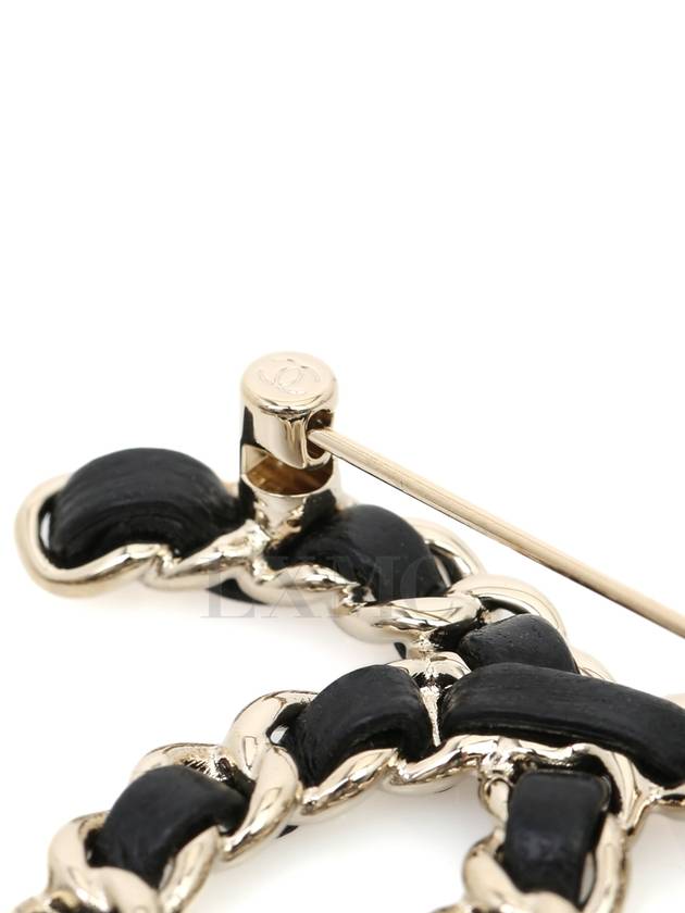 CC chain brooch black gold pendant A96202 - CHANEL - BALAAN 7