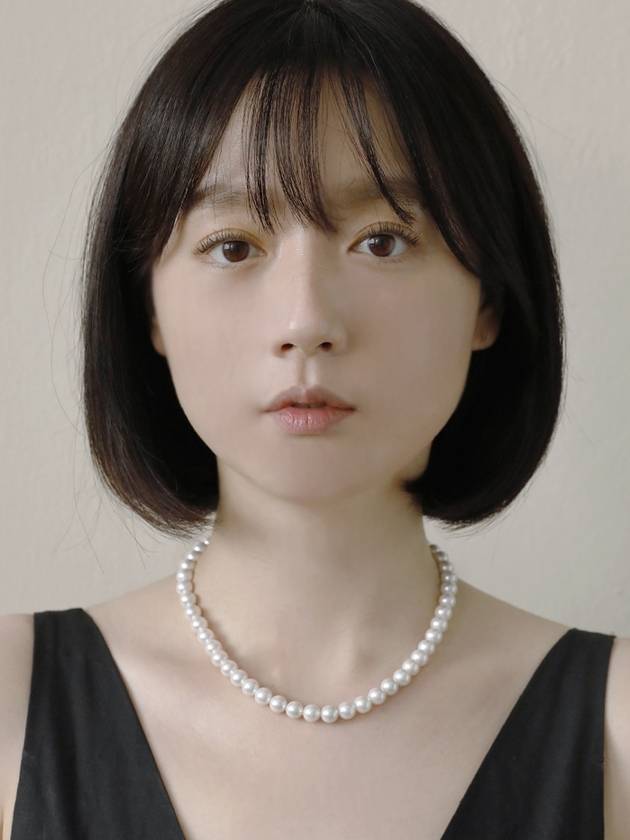 Kelly Nuclear Pearl Necklace White - SOSOO - BALAAN 2