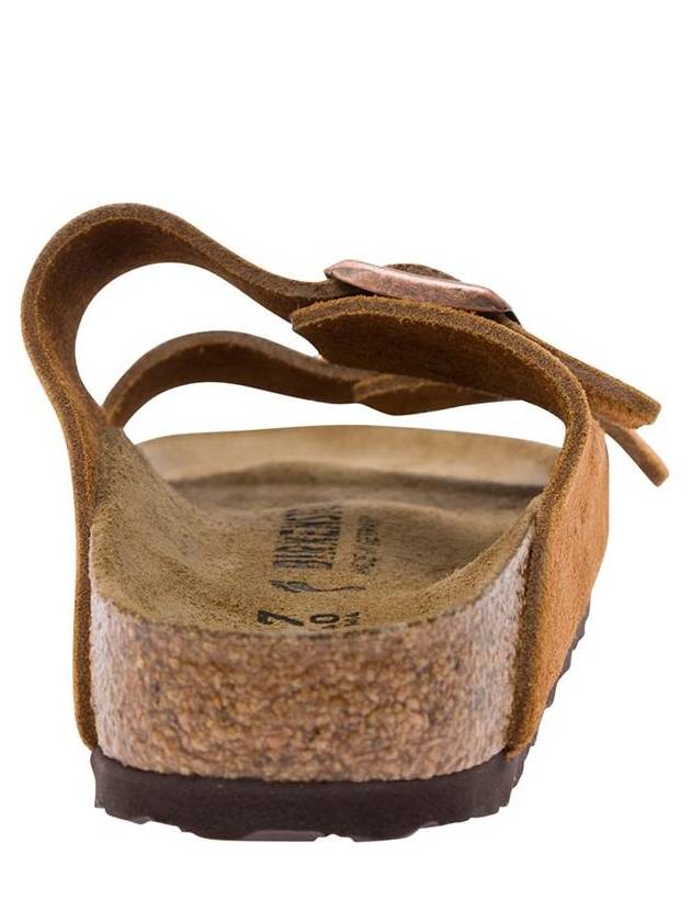 Sandali Slip-On 'Arizona' Con Logo Inciso In Suede E Sugero Marrone Donna - BIRKENSTOCK - BALAAN 4