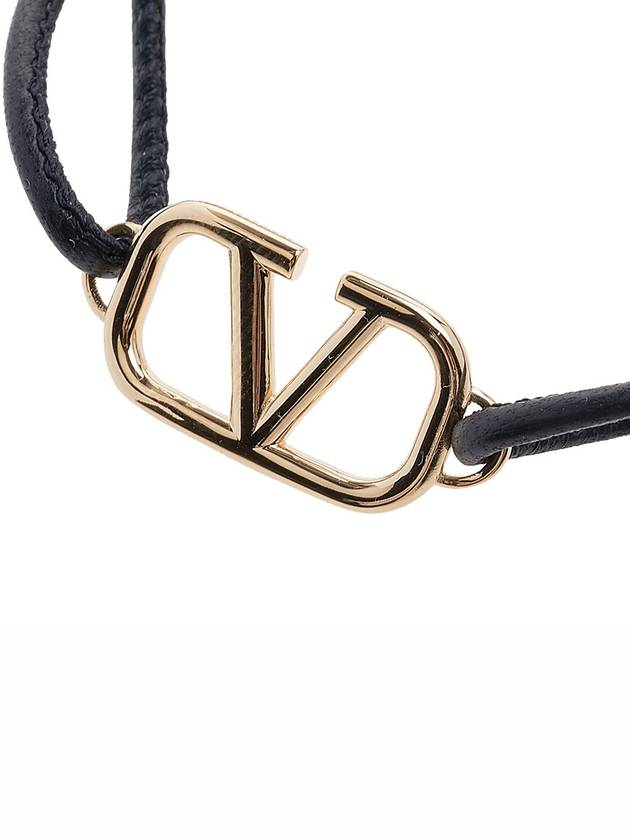 V Logo Signature Leather Bracelet Black - VALENTINO - BALAAN 4