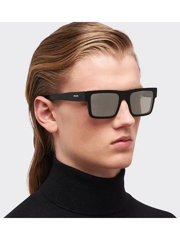 Mirror sunglasses SPR19W 1AB 2B0 square black horn rim - PRADA - BALAAN 4