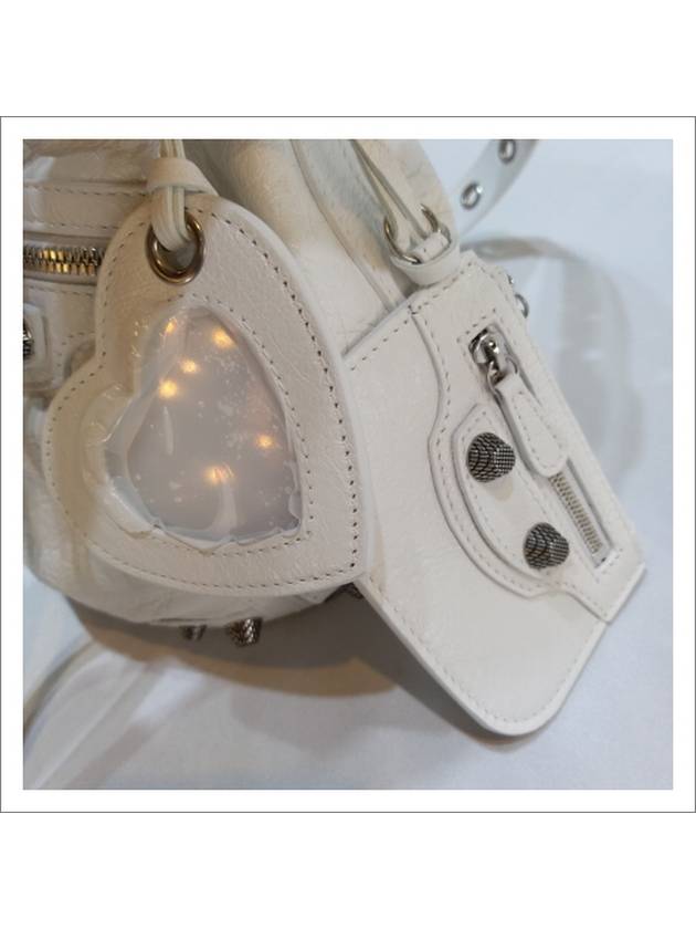 Le Cagole Bucket Bag White - BALENCIAGA - BALAAN 4