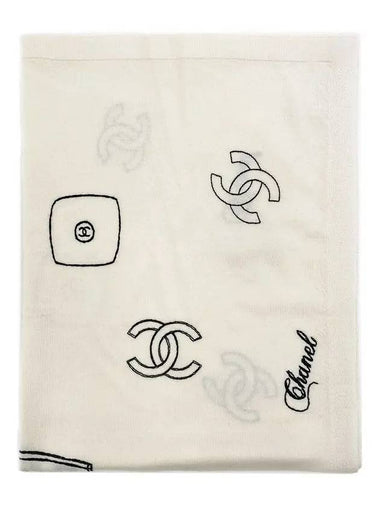 Cosmetic Embroidered Muffler Ivory Black 3ET2360 - CHANEL - BALAAN 1