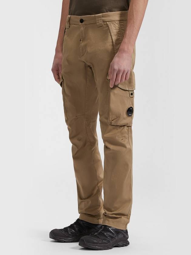 Lens Wappen Garment Dye Utility Cargo Track Pants Beige - CP COMPANY - BALAAN 3