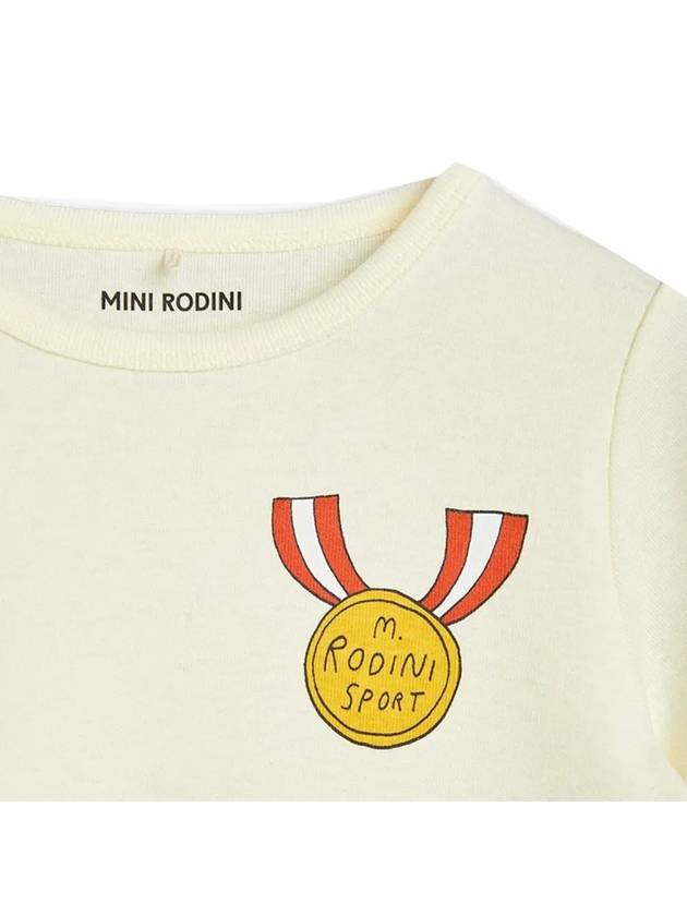 Kids Medal Printing T Shirt Ivory 24220146 10 - MINI RODINI - BALAAN 4