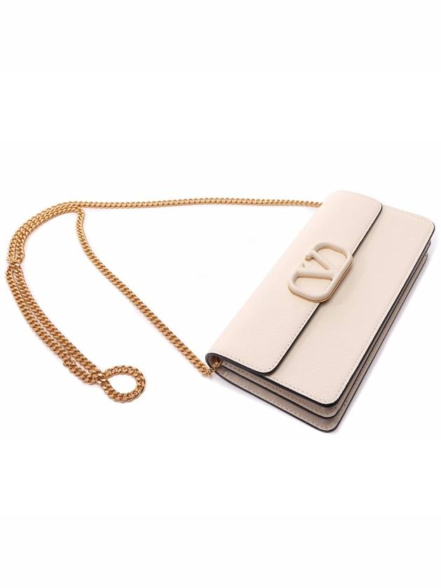 V Logo Signature Chain Grained Calfskin Long Wallet Light Ivory - VALENTINO - BALAAN 6