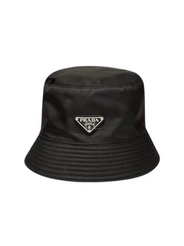 Re-Nylon Triangle Logo Bucket Hat Black - PRADA - BALAAN 2