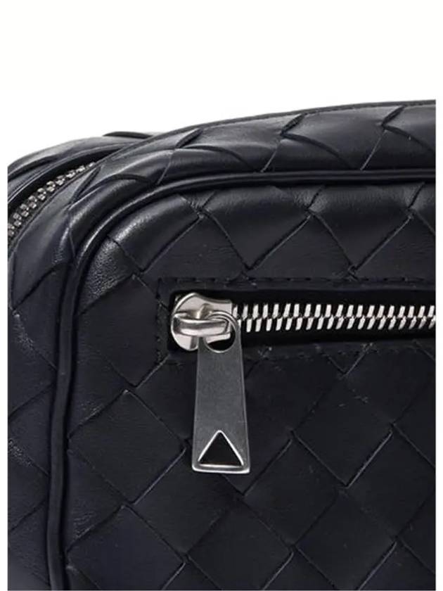 Intrecciato Zipper Leather Pouch Bag Navy - BOTTEGA VENETA - BALAAN 3