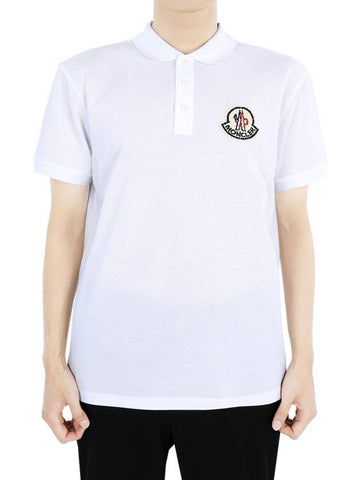 Moncler Men s Logo Wappen Patch PK Short Sleeve White 8A00005 89A16 00A - MONCLER - BALAAN 1