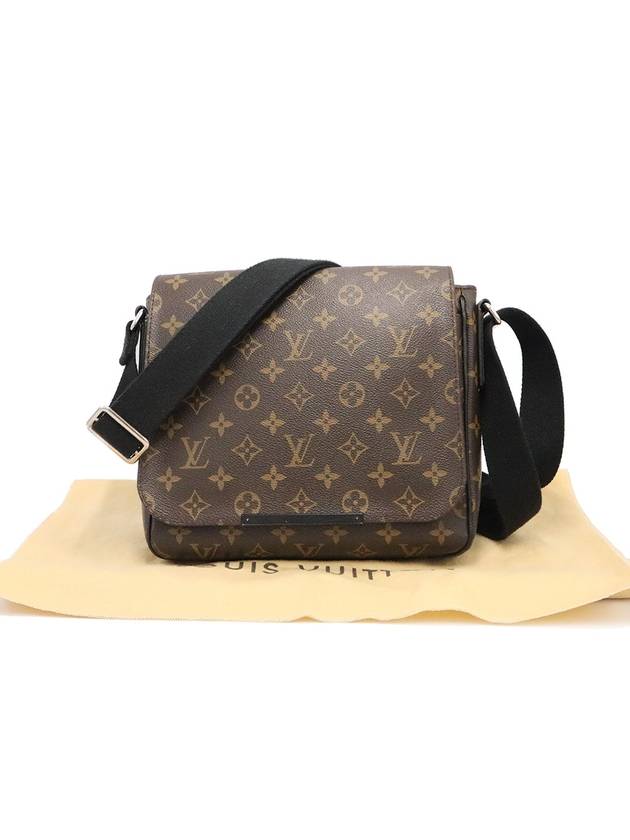 Women s Louis Vuitton M40935 Monogram Makassar District PM Messenger Crossbody Bag gt cross Gangbuk used luxury goods - LOUIS VUITTON - BALAAN 3