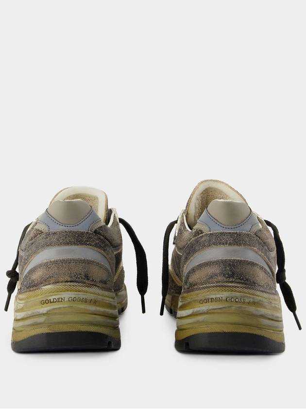 Running Dad Sneakers - Golden Goose Deluxe Brand - Leather - Khaki - GOLDEN GOOSE - BALAAN 3