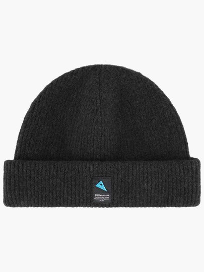 Runa Logo Patch Beanie Raven - KLATTERMUSEN - BALAAN 2