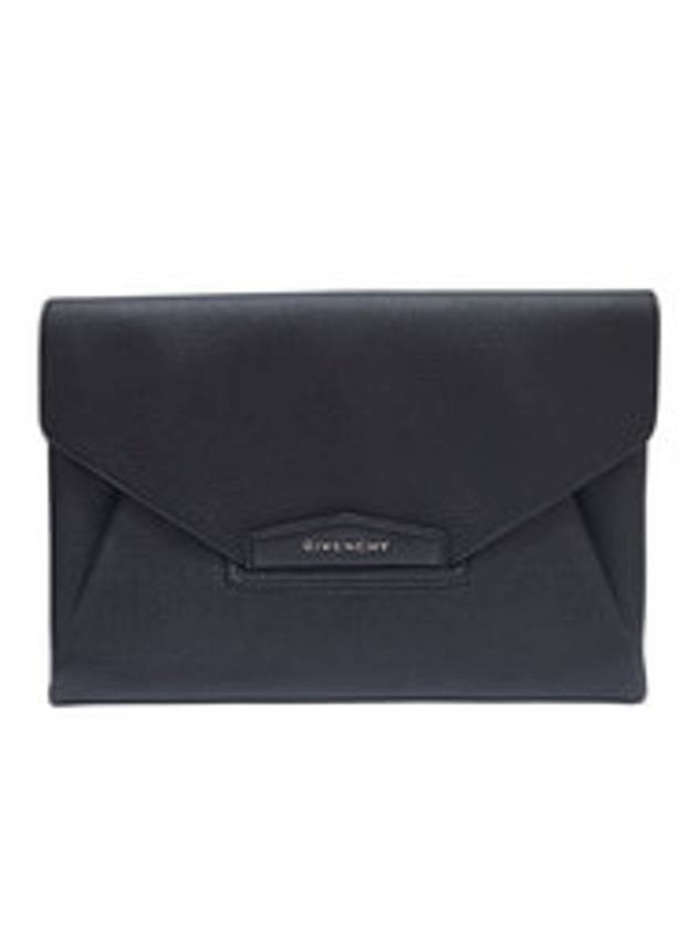 Women s BB05227012 001 Antigona MD Envelope Clutch Bag - GIVENCHY - BALAAN 1