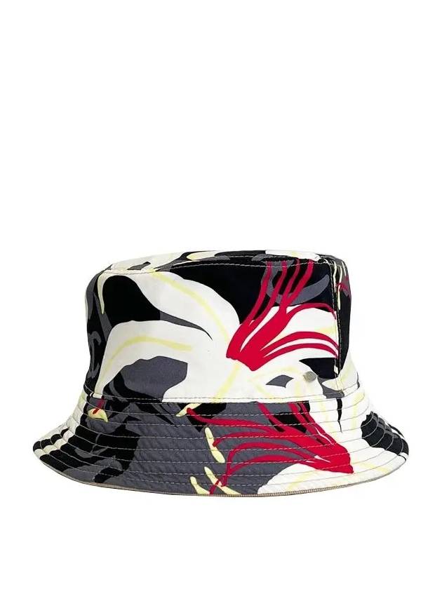 CC Reversible Bucket Hat White AA9255 B13542 NP711 - CHANEL - BALAAN 4