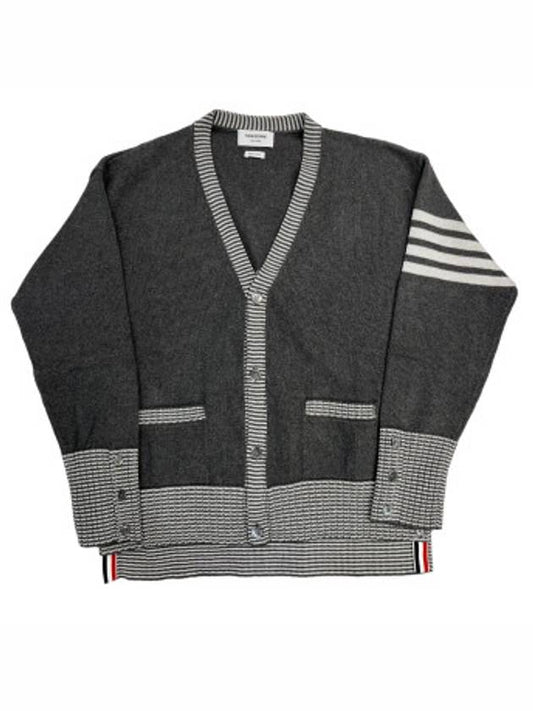 Gray Hector Intrasia Cardigan MKC518A Y3017 035 - THOM BROWNE - BALAAN 1