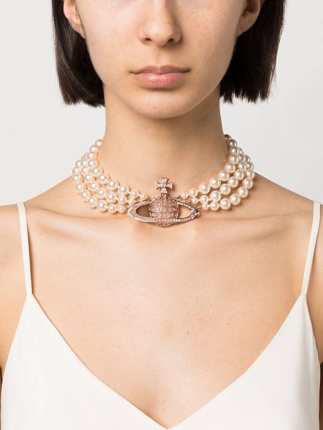 Three Raw Pearl Bath Relief Choker Necklace Pink Gold - VIVIENNE WESTWOOD - BALAAN 3